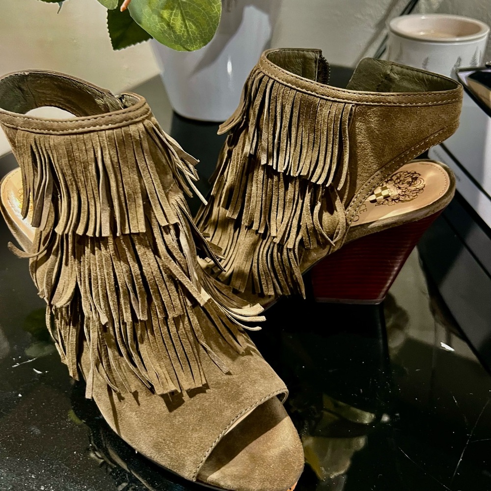 Vince Camuto Tan Suede Fringe Open-Toe Wedge Sandals